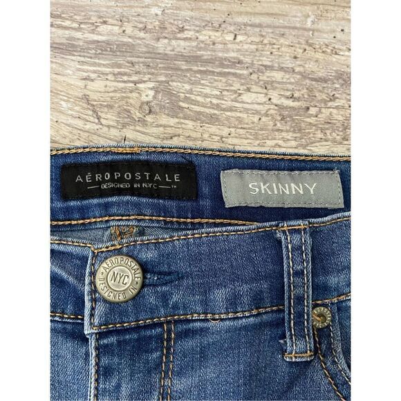 Aeropostale Skinny Jeans Distressed Women’s Sz 6 Regular - Picture 4 of 8